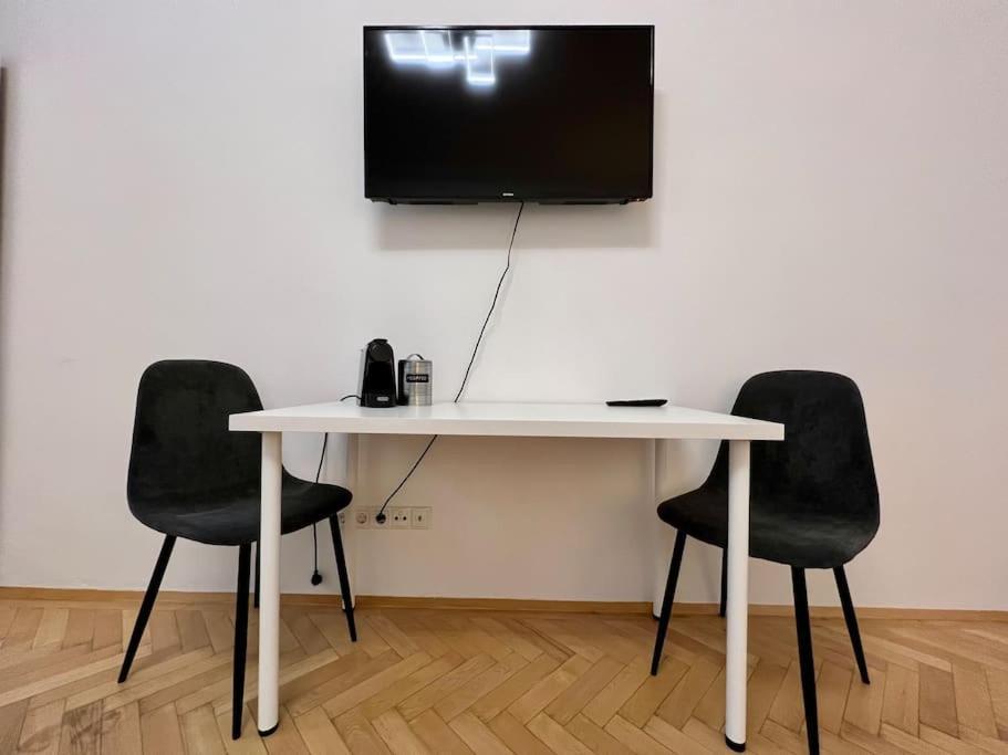 Little Cozy Residence - Enjoy Viennas Spring Season Екстериор снимка